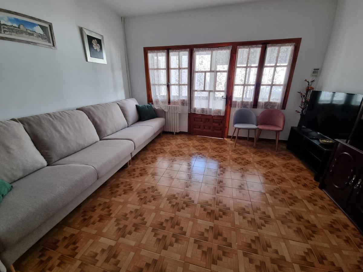 فيلا Casa La Plazuelilla تشينتشون المظهر الخارجي الصورة